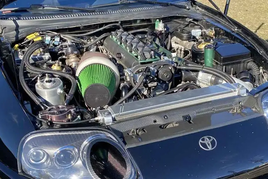 Supra detail 1